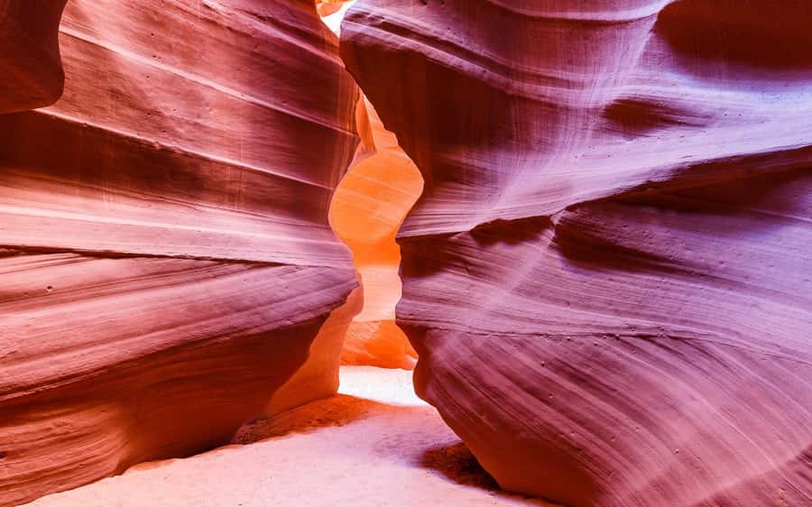 Page: Upper Antelope Canyon Walking Tour with Local Guide - Rules that shape your experience: comfortable shoes, no tripods, and bag restrictions