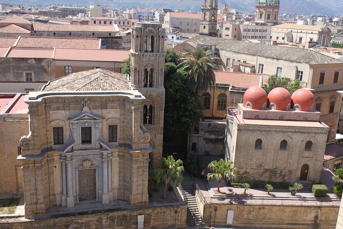 Palermo Historic Center Walking Tour by Palermo Wonders - Cattedrale di Palermo interior: the stop with free admission