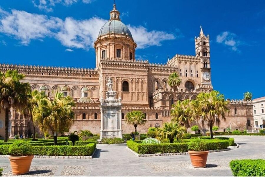 Palermo : Historic Markets & monuments Walking Tour - Teatro Massimo and Quattro Canti: big-stage drama and street-corner math