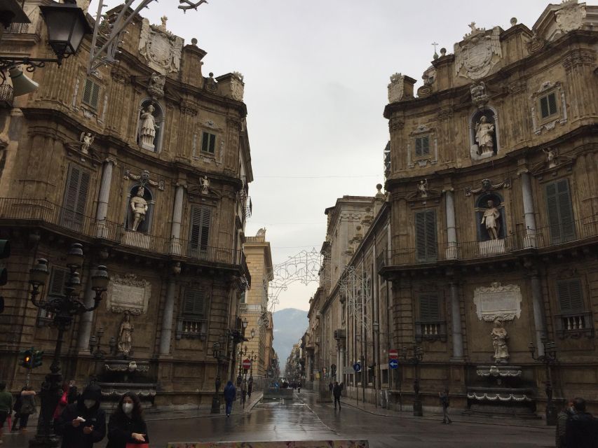 Palermo: Markets and Monuments City Center Walking Tour - Quattro Canti (Baroque Villena Square): finishing in the historic heart