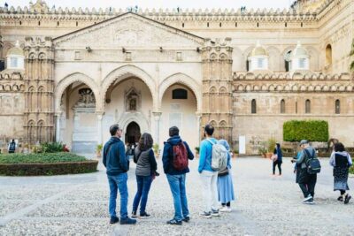 Palermo: Street Food and History Walking Tour - Meeting at Piazza Olivella: getting oriented fast