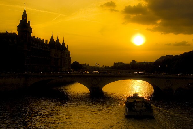 Paris by Night Walking Tour: Ghosts, Mysteries and Legends - Palais de Justice: where the guillotine meets the spotlight