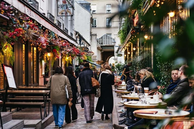 Paris: Chocolate & Patisserie Walking Tour with Tastings - Café de Flore: macarons and bakery flavors with Left Bank atmosphere