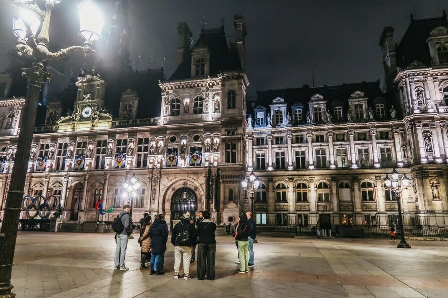 Paris: Dark History and Ghostly Guided Walking Tour - The route start: from public executions to a darker Paris perspective