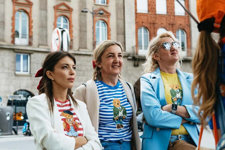Paris: Emily TV Show Locations Guided Walking Tour - What the Seine River cruise adds (if you upgrade)