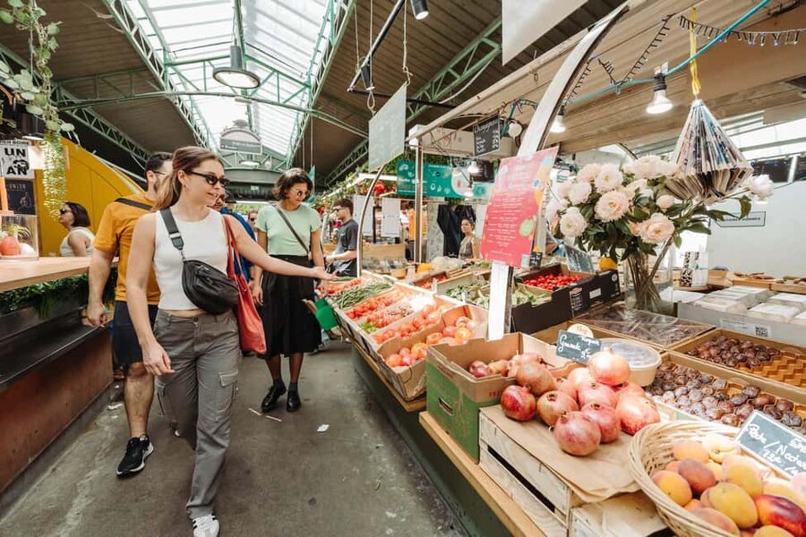 Paris: Food and Wine Tasting Walking Tour in Le Marais - Poilâne and the Bread Culture You Can Actually Reuse
