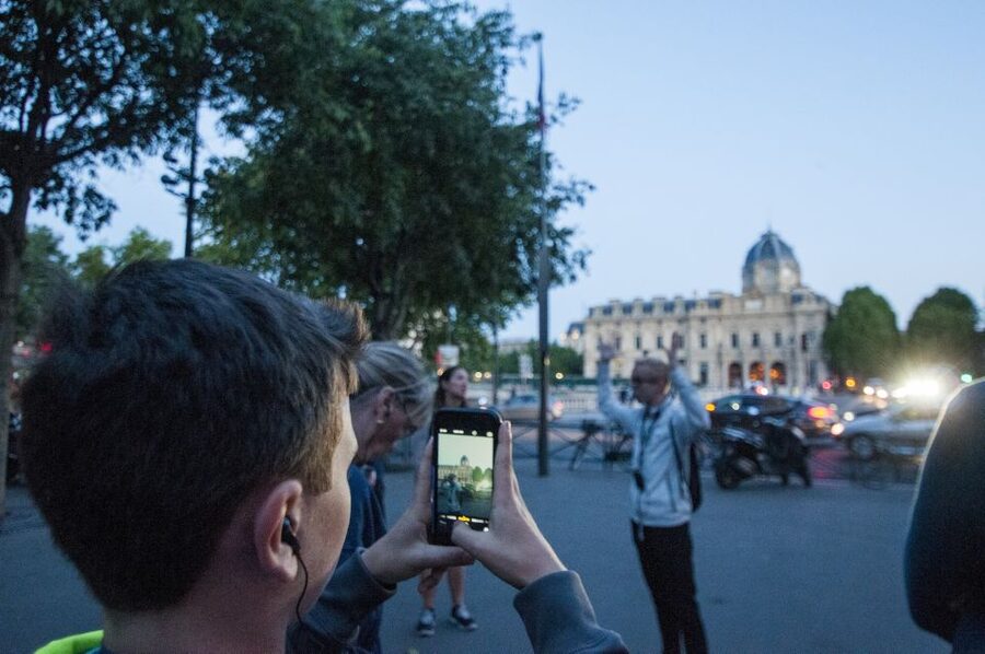 Paris: Ghosts, Legends & Mysteries Evening Walking Tour - Conciergerie: Marie Antoinette’s imprisonment makes it personal