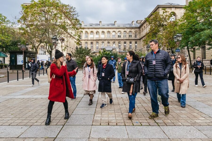Paris: Ile de la Cité Walking Tour with Sainte-Chapelle - Who should book this Ile de la Cité tour (and who might rethink it)
