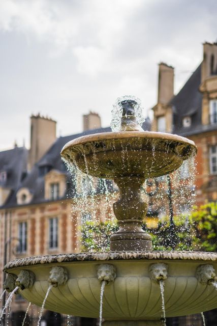 Paris: Le Marais Highlights Guided Small Group Walking Tour - Philippe Auguste wall remains: the medieval Paris you can still touch