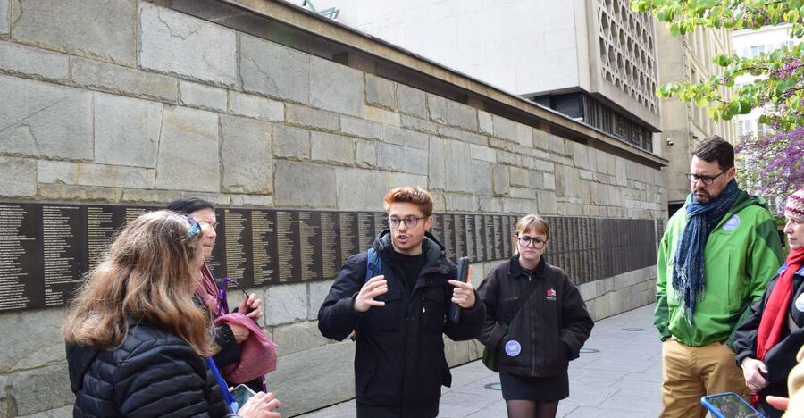 Paris: Le Marais & Montmartre Jewish History Walking Tour - Key highlights you’ll notice fast