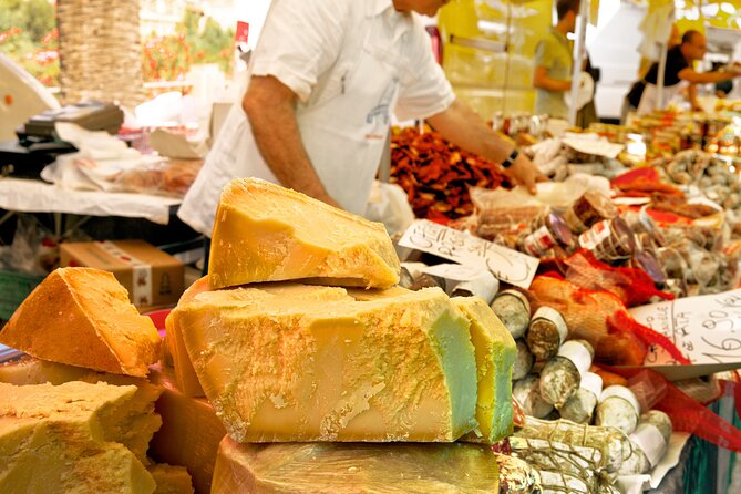 Paris Le Marais: Private French Food & Wine Walking Tour - Should you book this Le Marais food-and-wine walking tour?