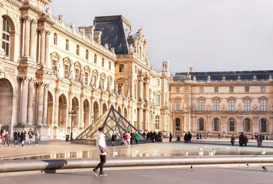 Paris: Louvre Museum Entry Ticket and Garden Walking Tour - Key Things You’ll Notice on This Louvre and Tuileries Tour