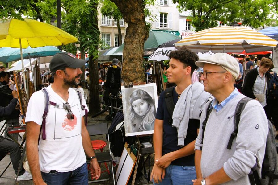 Paris: Montmartre Culture and Local Pastries Walking Tour - Moulin Rouge at the end: the iconic finale
