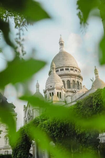 Paris: Montmartre Guided Walking Tour - Place Blanche to Moulin Rouge: iconic, but done at walking speed