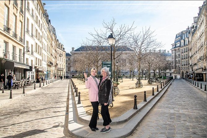 Paris Private Walking Tour with a Personal Photographer - What You’ll Get After: 130–150 Photos by Email
