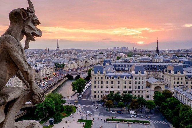 Paris Top Sights Half Day Walking Tour with a Fun Guide - Walking time vs. rest time: how to plan your day
