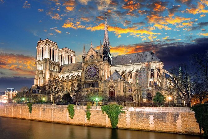 Paris Walking Tour , Historical Sites . - Why This 3-Hour Paris Historical Walk Works So Well