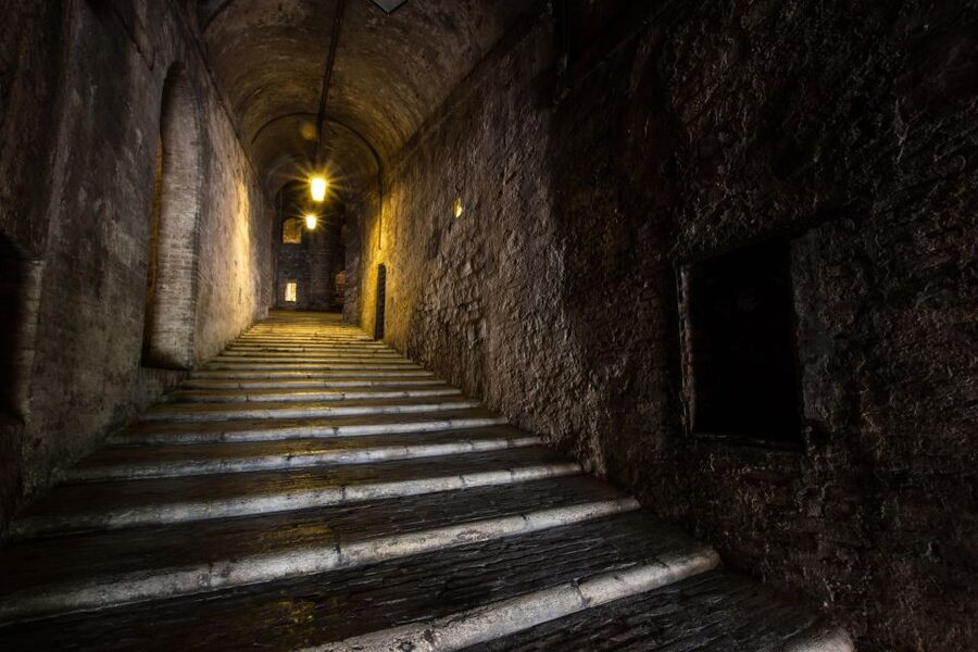 Perugia: Old Town Walking Tour, Piazza IV Novembre - Perugia in 90 Minutes: Why This Walk Works