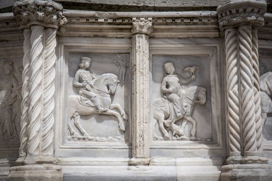 Perugia: Old Town Walking Tour, Piazza IV Novembre - Piazza IV Novembre and Fontana Maggiore: The City’s Main Stage