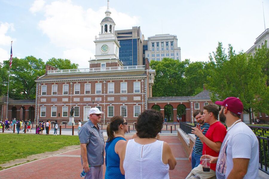 Philadelphia: History, Highlights & Revolution Walking Tour - Benjamin Franklin’s grave and the US Mint: founders, industry, and legacy