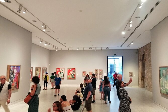 Picasso Museum and Walking Tour Plus Optional Wine & Food Tasting - Who this tour is best for