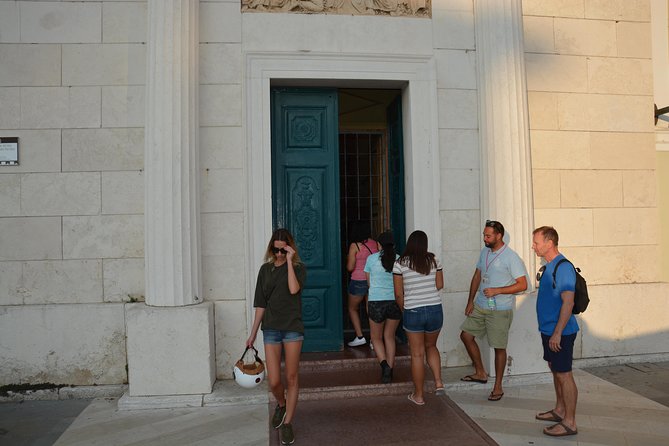 Piran Walking Tour with Local Wine and Food Tasting - Tartini Square: where the guide sets the whole stage