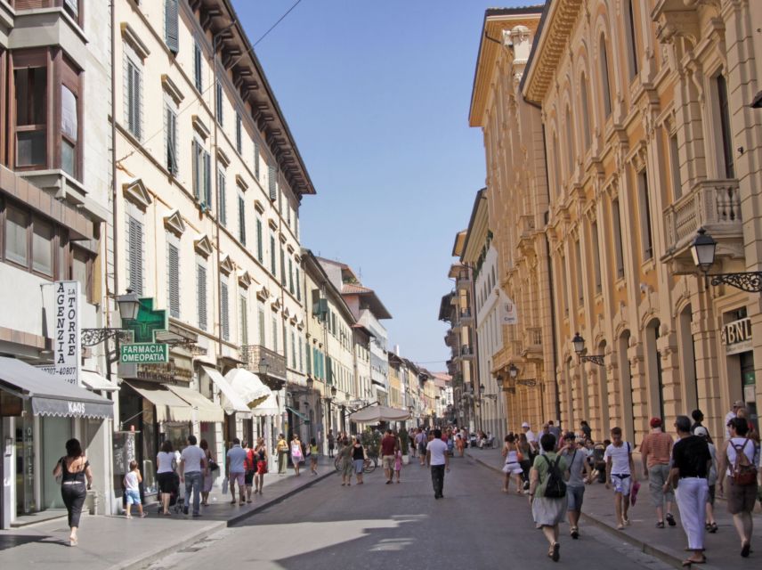 Pisa: 2-Hour Walking Tour - The Square of Miracles finish: Cathedral and Leaning Tower from a better angle