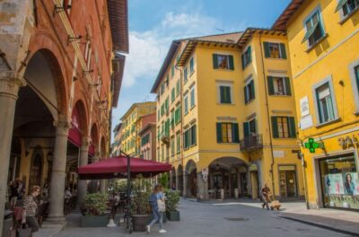 Pisa: 2-Hour Walking Tour - Starting at Pisa Centrale fountain: your shortcut to orientation