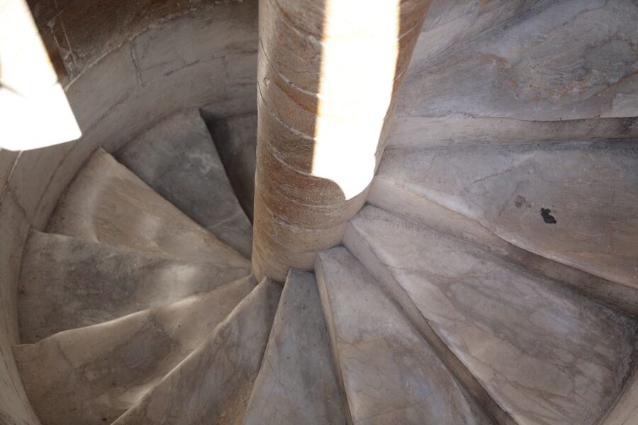 Pisa: Guided Walking Tour with Optional Leaning Tower Ticket - Optional Leaning Tower Climb: 294 Steps and a Time Limit