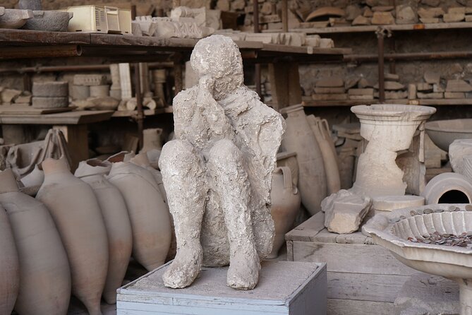 Pompeii 3 Hours Walking Tour Led by an Archaeologist - Lupanar and theaters: entertainment, boundaries, and city identity