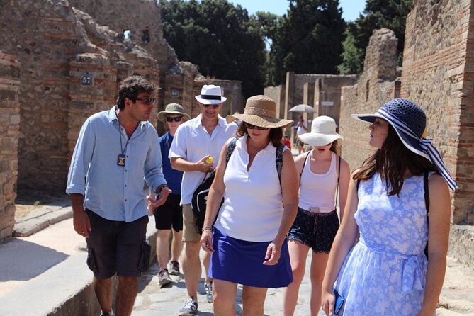 Pompeii 3 Hours Walking Tour Led by an Archaeologist - Basilica and the forum square: Pompeii’s public life, explained