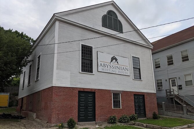 Portland, Maine: Black History Guided Walking Tour - What makes Dugan’s tour style stand out