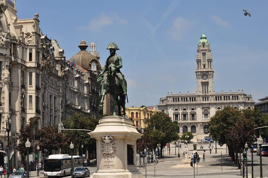Porto: City Center Walking Tour - Meeting at Tourist Info Porto: The Start That Actually Matters