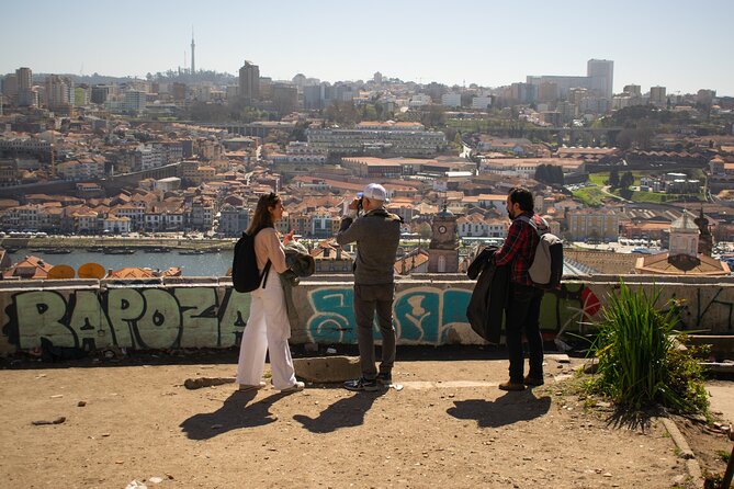 PORTO city Walking Tour - Kickoff at R. de Mouzinho da Silveira: Start Where the City Feels Real