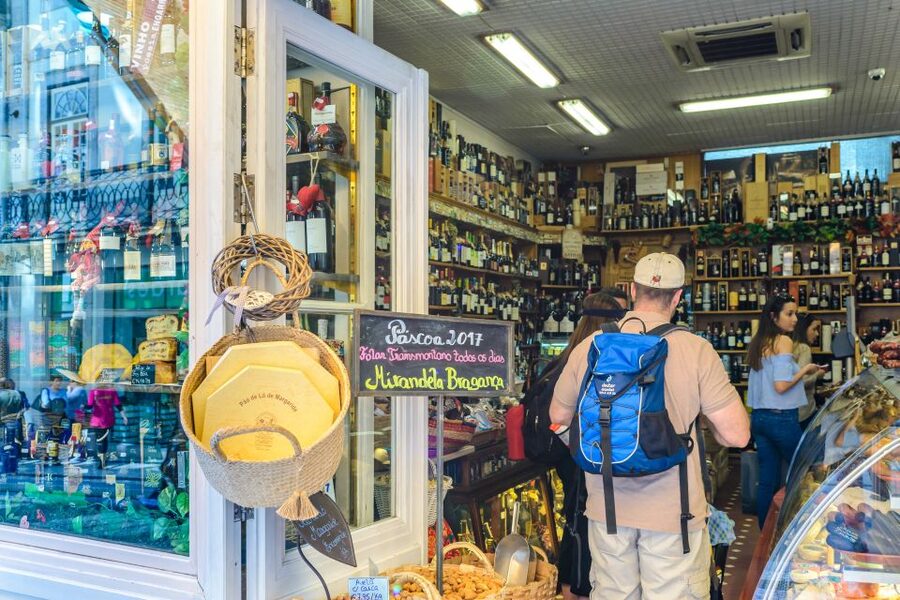 Porto: Delicious Food and Wine Walking Tour - Porto on Foot, 10 Tastings, and a Local Guide You Can Trust