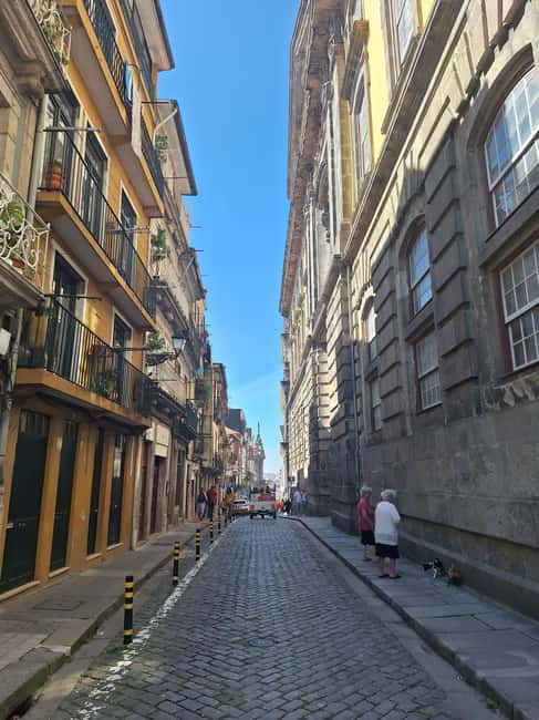 Porto: Jewish Heritage Walking Tour - The named stories that keep the walk from turning into a lecture