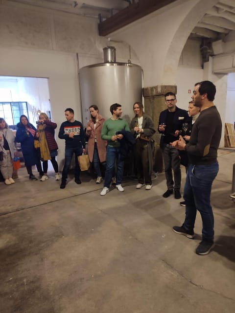 Porto: Port and Douro Wine Walking Tour with 9 Tastings - Start Smart at the Meeting Point by the River