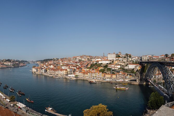 Porto Walking Tour, Lello Bookshop, River Cruise and Cable Car - Stop 3: more Porto streets, with the longest walking stretch