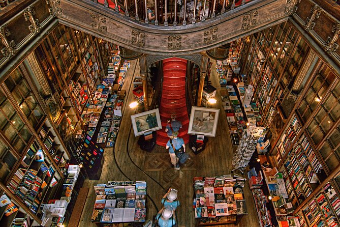 Porto Walking Tour, Lello Bookshop, River Cruise and Cable Car - Stop 5: Douro river cruise under Dom Luís I Bridge