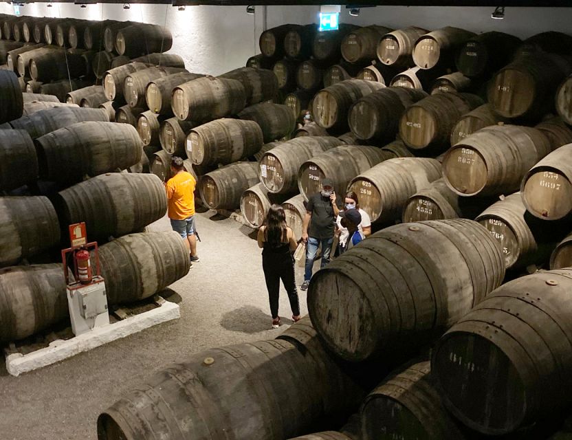 Porto: Wine Tasting with Tapas Walking Tour - Finishing at Fonseca: A Big Name to Wrap Up the Day
