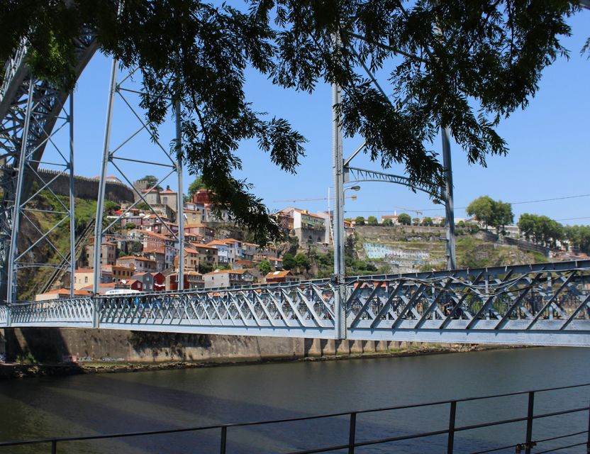 Porto: Wine Tasting with Tapas Walking Tour - How to Get More From the Tasting (Without Pretending You’re a Sommelier)