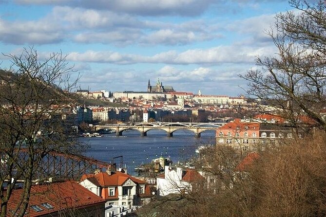 Prague 3-hour Afternoon Walking Tour including Prague Castle - Malá Strana flavors and Kampa pauses: St. Nicholas, Lennon Wall, and the river vibe