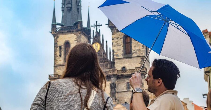 Prague: 3-Hour Walking Tour of Old Town & Prague Castle - Price and value: why $30 can work on a short visit