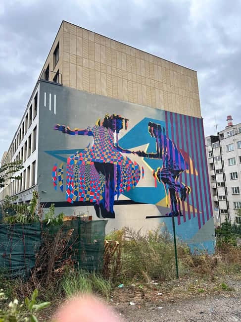 Prague: Alternative Prague Walking Tour - Getting Your Bearings: Recent Czech History and a 120-Year-Old Mural
