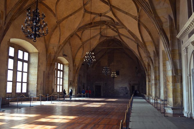 Prague Castle Walking Tour - Old Royal Palace: Where Power Lived for Centuries