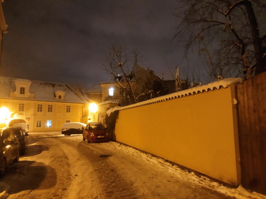 Prague: Ghost Walking Tour - What the 90 minutes feels like on the ground