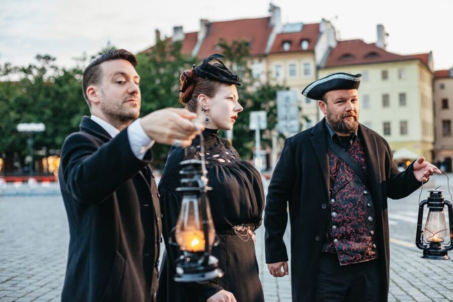 Prague: Ghosts and Legends Nighttime Guided Walking Tour - The Týn Yard to Ungelt Stretch: Courtyards, Characters, and Street-Level History