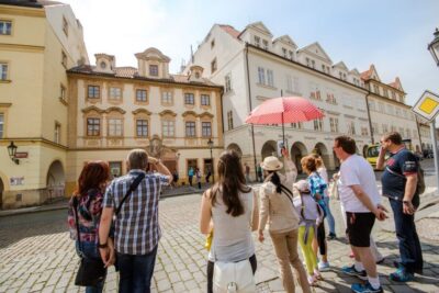 Prague: Guided Bus & Walking Tour with River Cruise & Lunch - The Morning Bus Route: Wenceslas Square to Rudolfinum