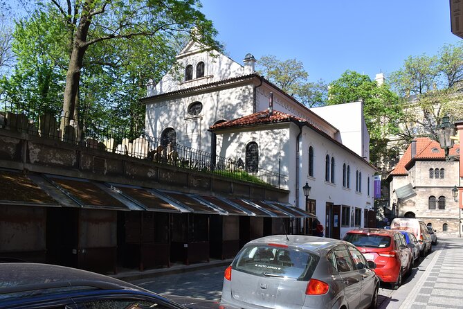 Prague: Jewish Quarter Walking Tour with Admission Tickets - Old-New Synagogue: A Place That Helps You Feel Time