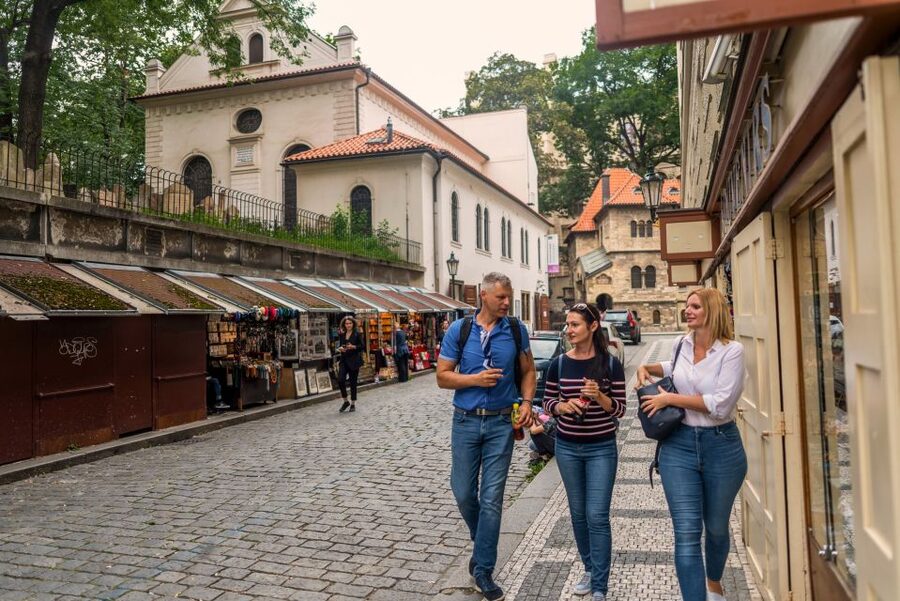 Prague: Old Town and Jewish Quarter Guided Walking Tour - Key Things You’ll Notice on This Walking Tour